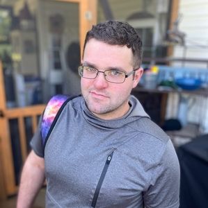 Meet your Posher, Eric